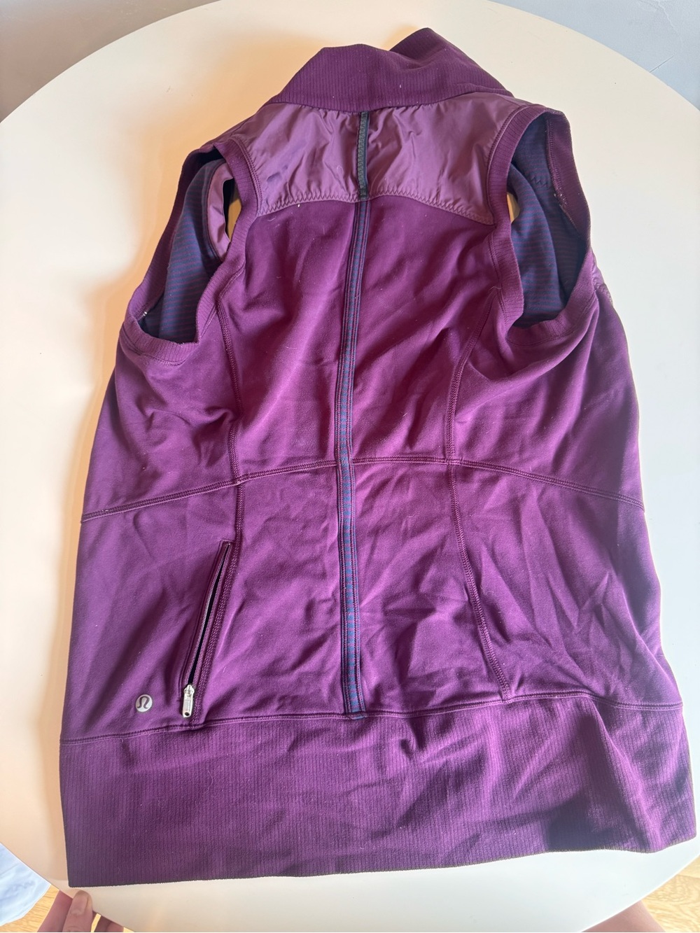 Lululemon lightweight maroon vest - Picture 5 of 7